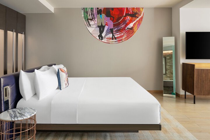 Room 43 of 150