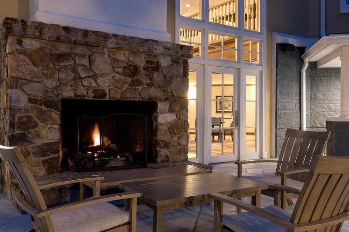 Homewood Suites by Hilton Raleigh / Cary