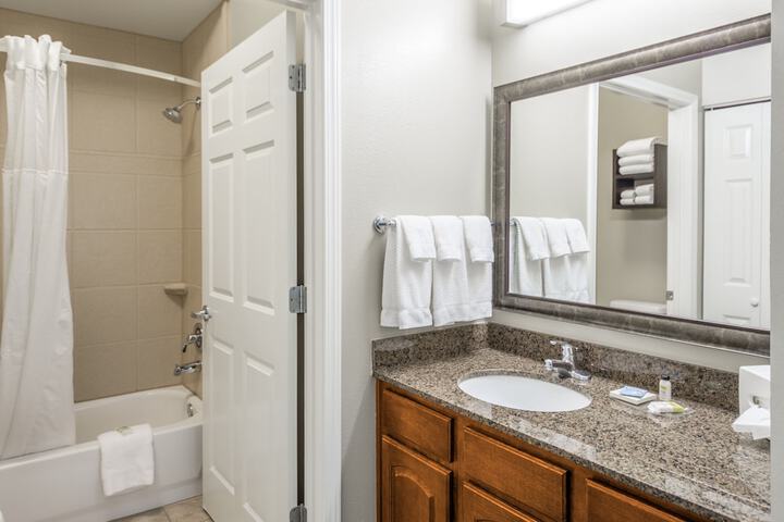 Staybridge Suites Kansas City - Independence by IHG
