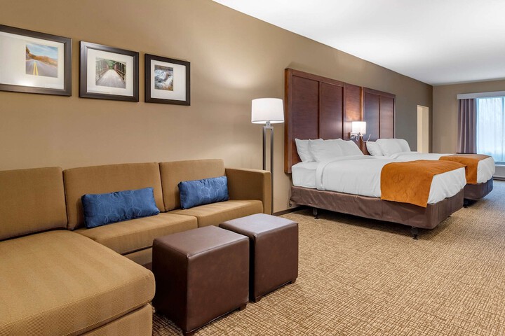 Room 12 of 37