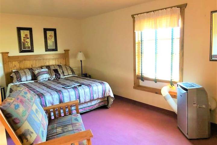 Room 5 of 14