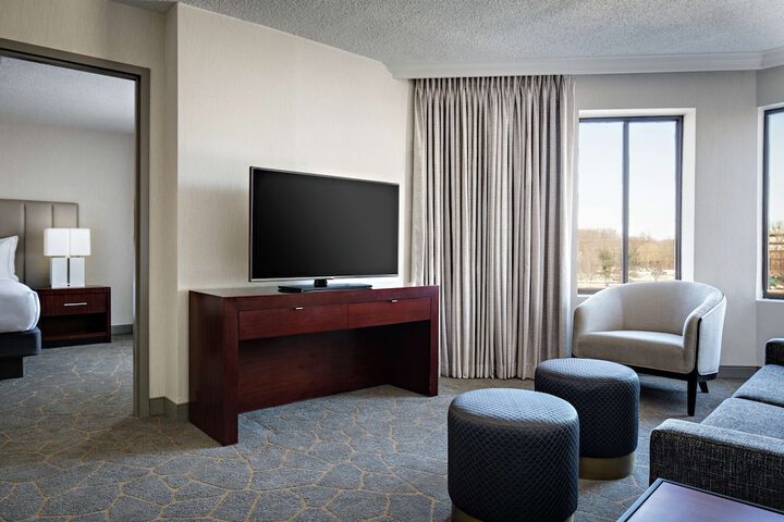 Room 13 of 48