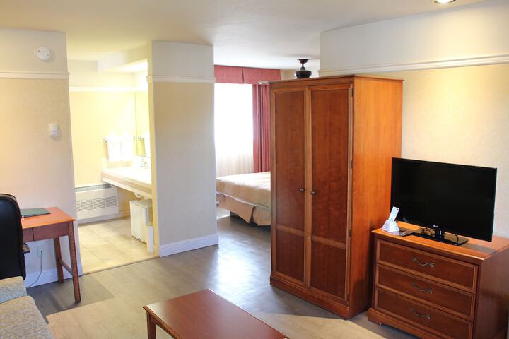 Laurel Inn Motel