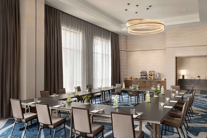 Valley Hotel Homewood Birmingham Curio Collection by Hilton