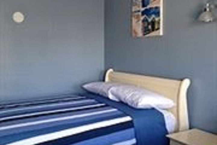 Room 15 of 25