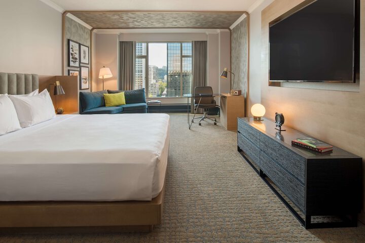 The Duniway Portland a Hilton Hotel