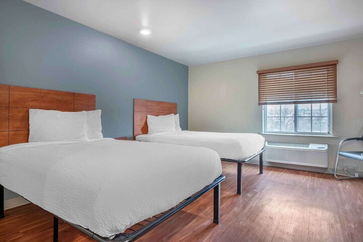 Room 14 of 27