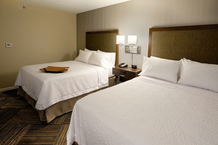 Hampton Inn Green Bay Downtown