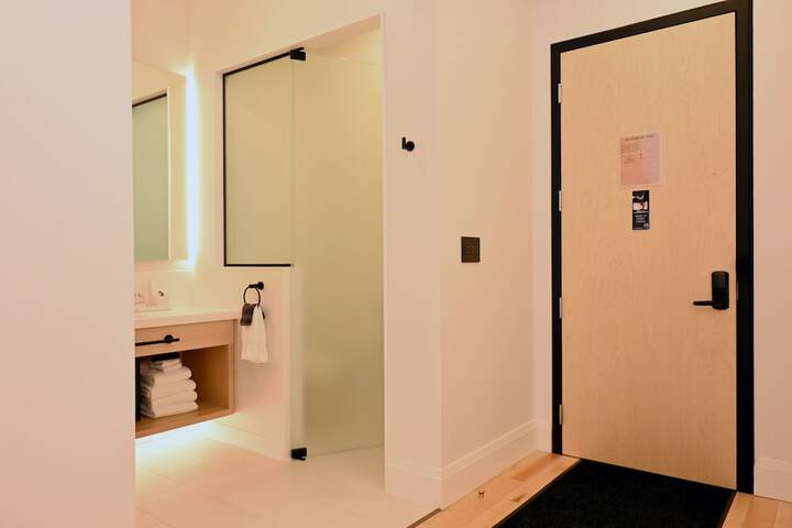 Room 75 of 110