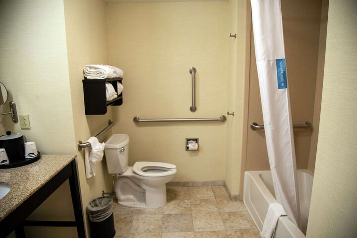 Room 18 of 89