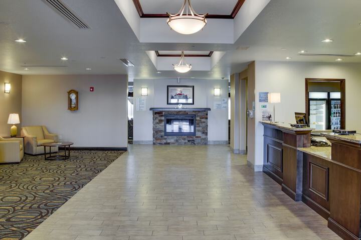 Holiday Inn Express & Suites Nevada by IHG