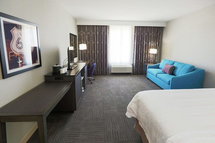 Room 35 of 65