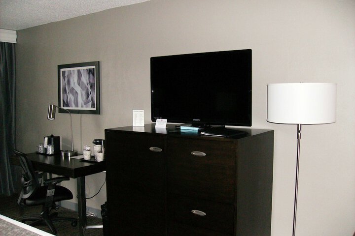 Best Western Plus Bradford Inn