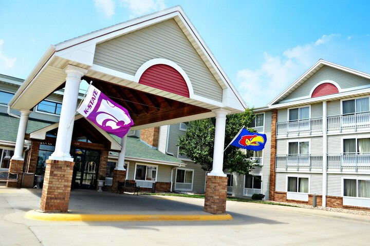 Hotel 2 of 30