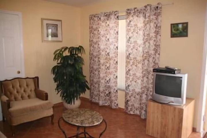 Room 16 of 48