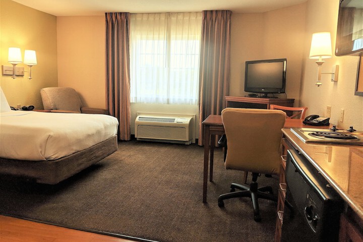 Room 41 of 44