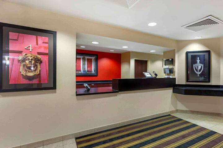 Hotel Interior 10 of 33
