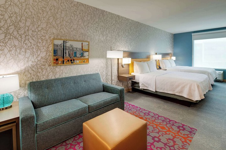 Room 13 of 31