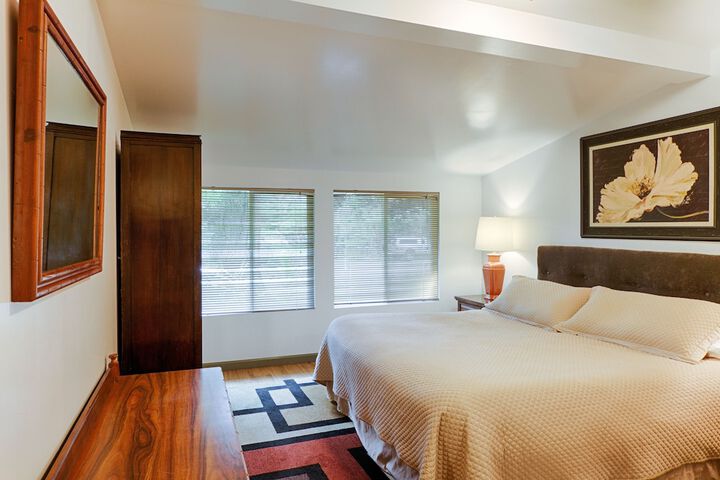 Room 34 of 53