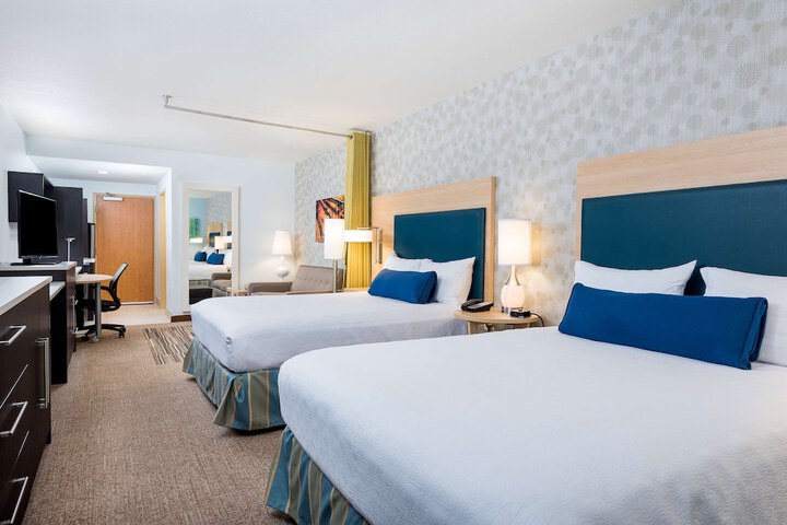 Room 21 of 35