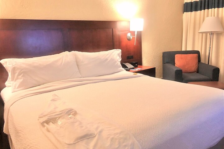 Room 17 of 63