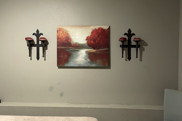 Room 28 of 62