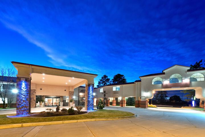Hotel 9 of 36