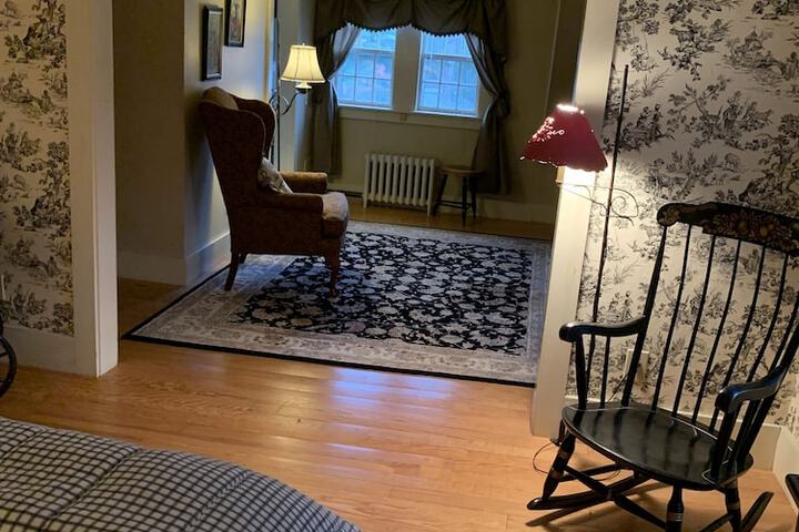 Room 28 of 53