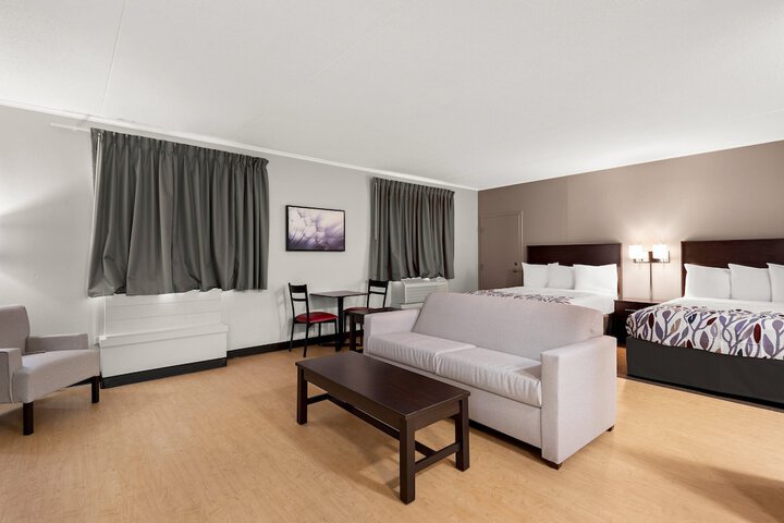 Room 11 of 30