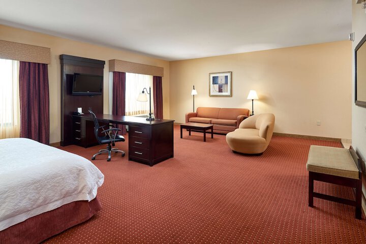 Room 8 of 33