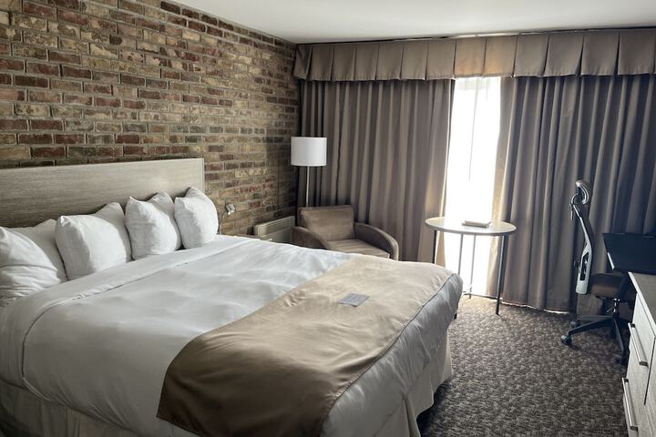Room 75 of 130