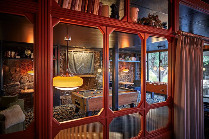 Room 28 of 48