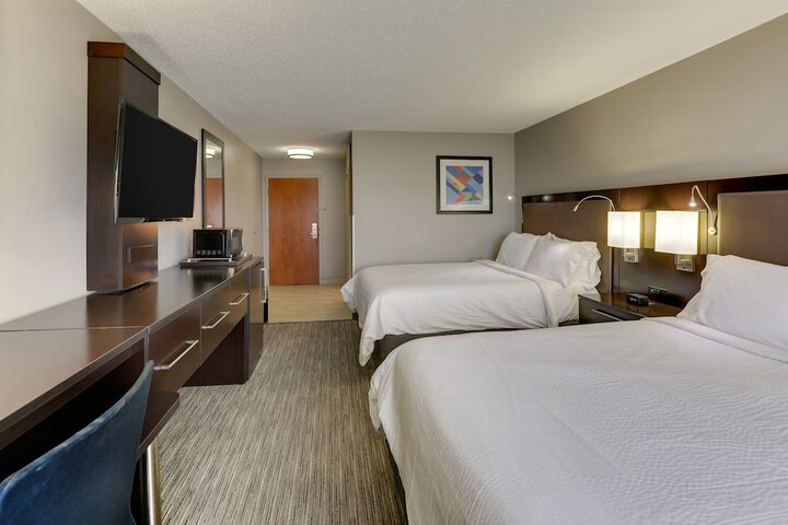 Room 54 of 71