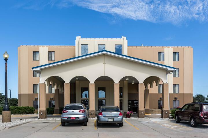 Hotel 4 of 37
