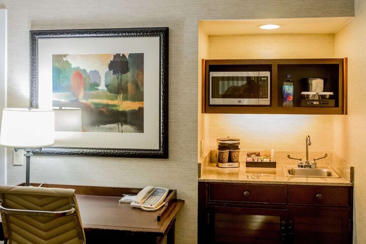 Embassy Suites by Hilton Lexington Green