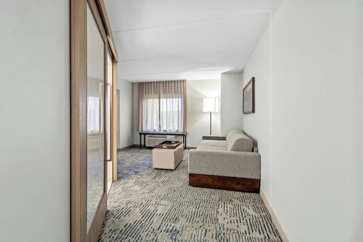 Springhill Suites Pittsburgh Airport
