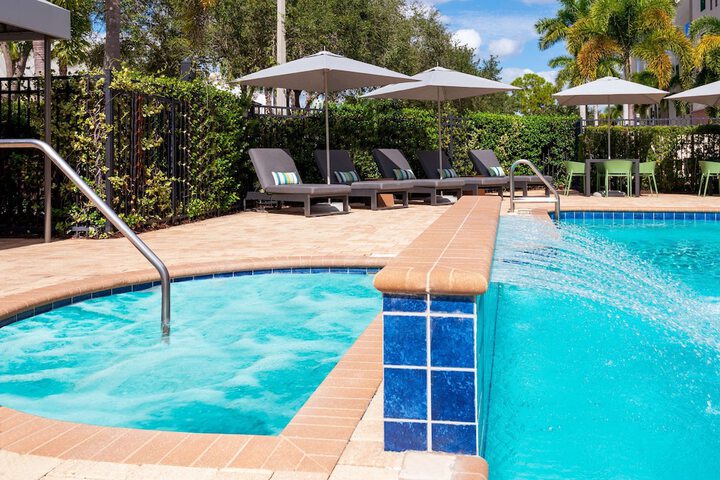 Pool 4 of 49
