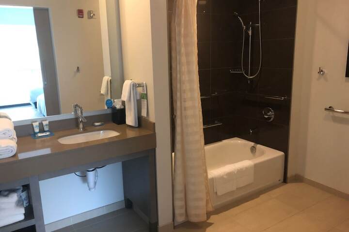 Room 20 of 62