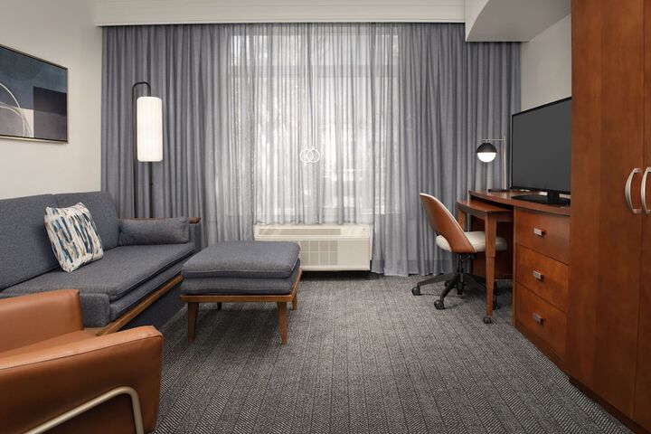 Room 27 of 50