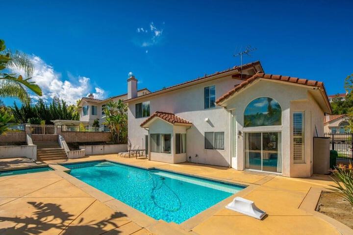 at Marbella Lane - Captivating Home W / pool