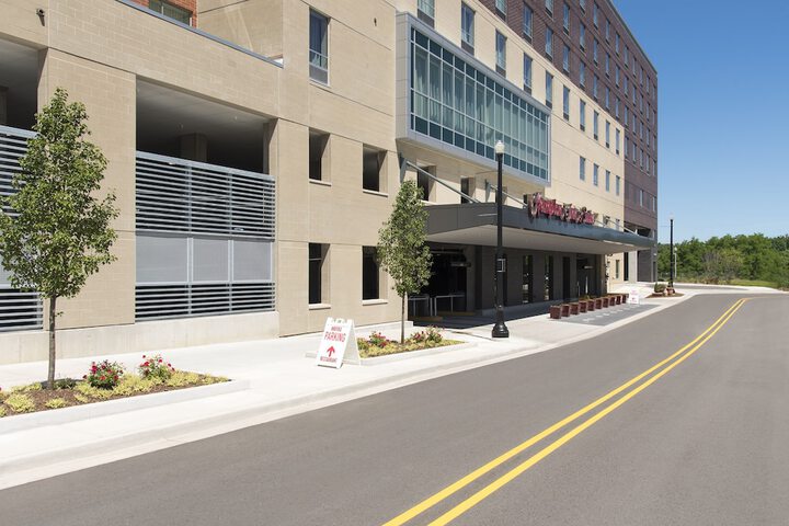 Hampton Inn & Suites Grand Rapids Downtown