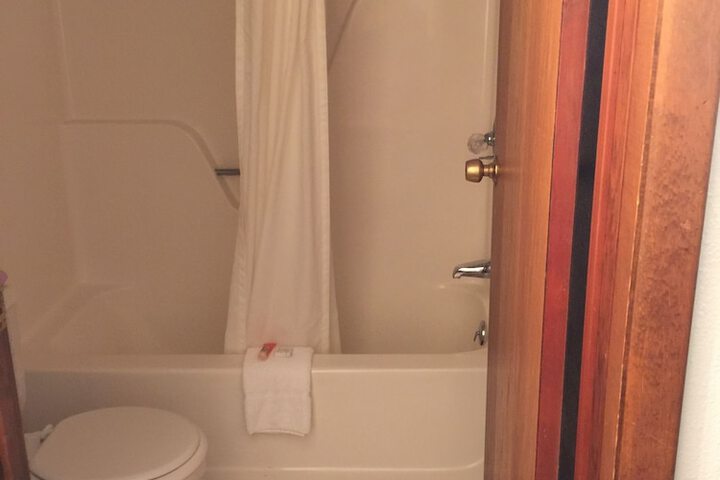 Room 18 of 44