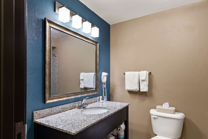 Room 15 of 46