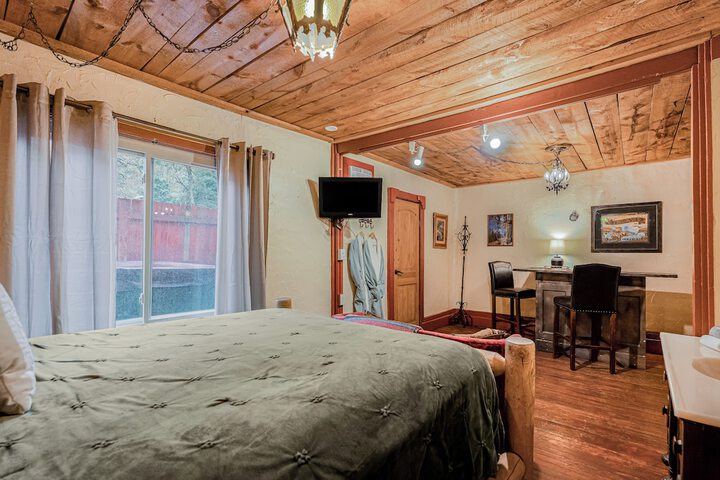 Room 44 of 109
