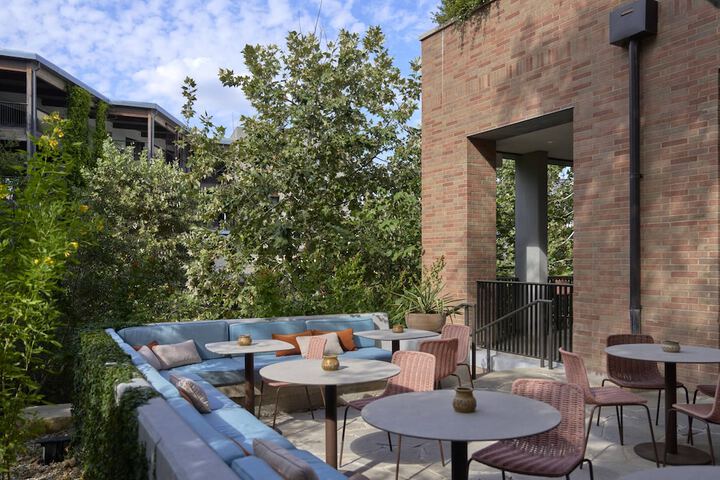 Terrace/Patio 102 of 104