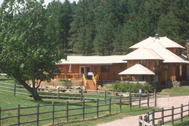 Ghost Canyon Dude Ranch