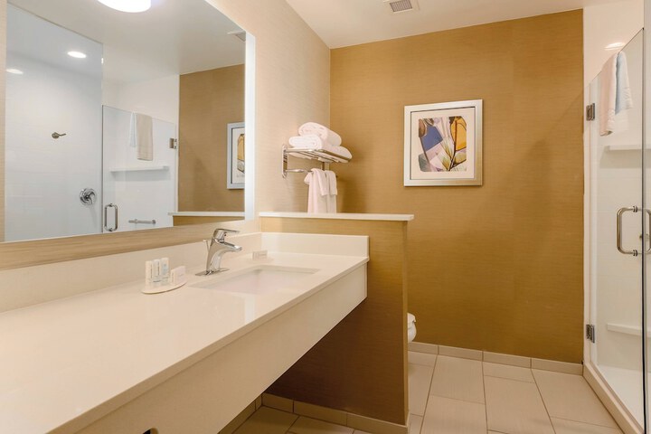 Fairfield Inn & Suites by Marriott Alexandria