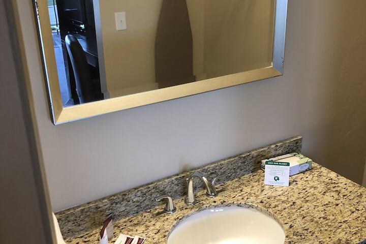 Room 42 of 54