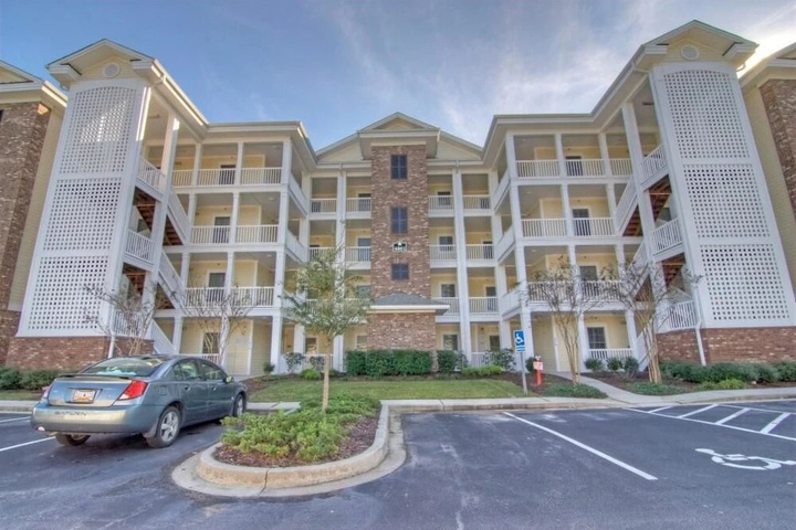 Magnolia Pointe 404 4861
