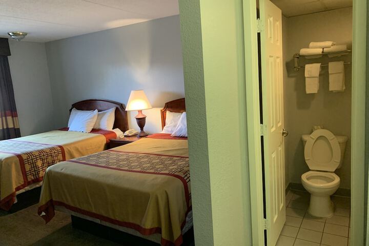 Room 27 of 56